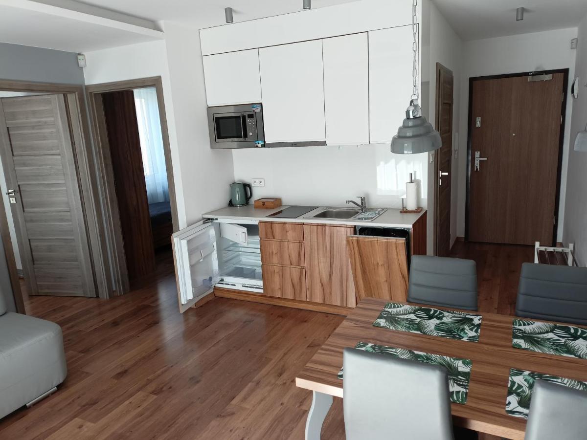 Marina Plaza Apartamenty ياستارنيا المظهر الخارجي الصورة