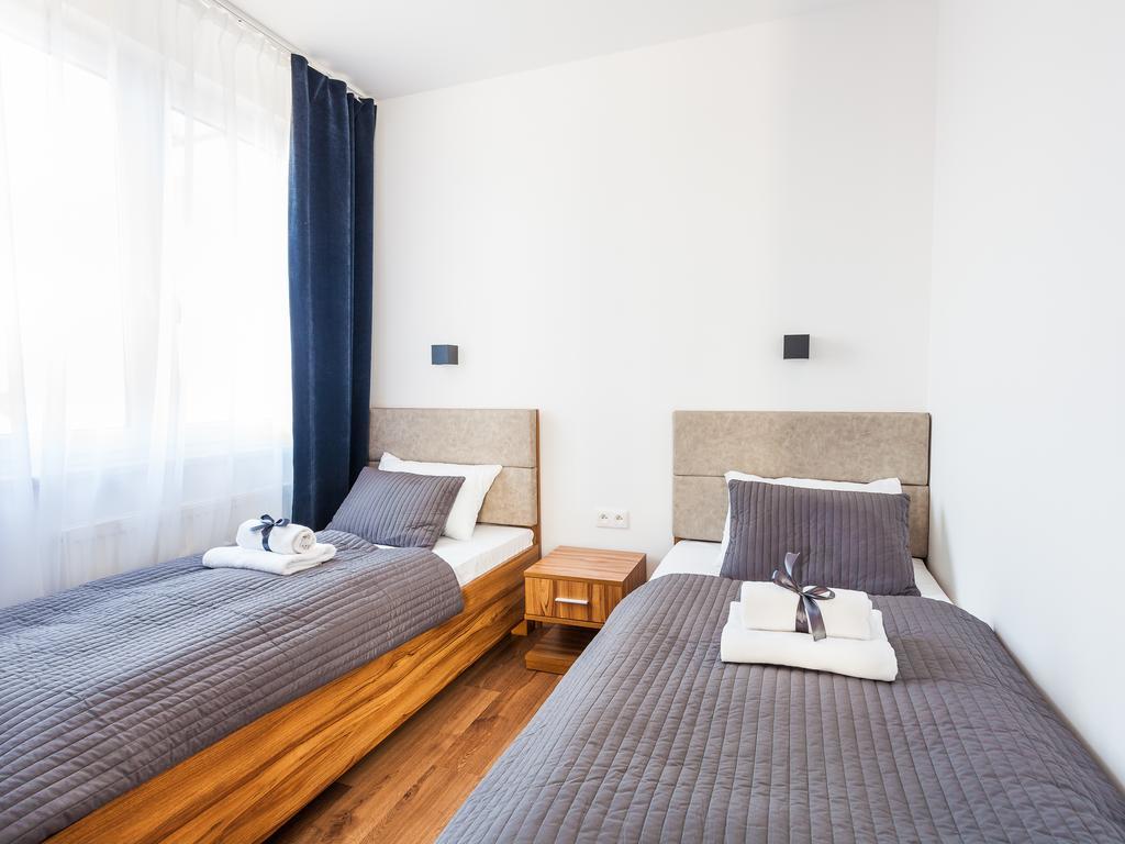 Marina Plaza Apartamenty ياستارنيا الغرفة الصورة